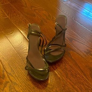 *ShopLINE* ALDO’S Black Heels - Size (8.5)